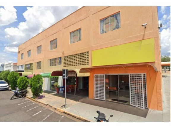 Sala Comercial à Venda, 16 m² em Parque Mônaco - Matão