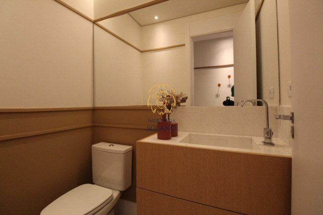 Imagem Apartamento com 3 Quartos à Venda, 187 m² em Centro - Curitiba Imagem Apartamento com 3 Quartos à Venda, 187 m² em Centro - Curitiba