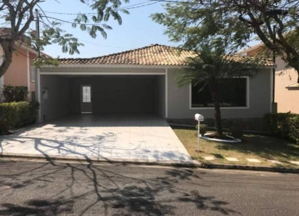Casa de Condomínio com 3 Quartos à Venda, 303 m² em Bragança Paulista