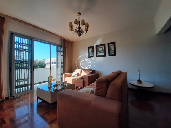 Imagem Apartamento com 3 Quartos à Venda, 150 m² em Centro - Santa Maria
