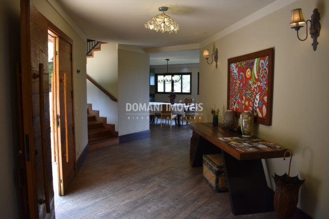 Imagem Casa com 6 Quartos à Venda, 518 m² em Região Da Pedra Do Fogo - Campos Do Jordão