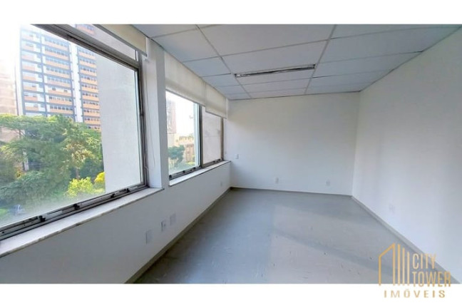Imagem Sala Comercial à Venda, 29 m² em Itaim Bibi - São Paulo Imagem Sala Comercial à Venda, 29 m² em Itaim Bibi - São Paulo