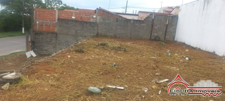 Terreno à Venda, 331 m² em Loteamento Real Park - Caçapava