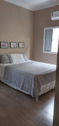 Imagem Casa com 3 Quartos à Venda, 300 m² em Bairro Do Grama - Caçapava Imagem Casa com 3 Quartos à Venda, 300 m² em Bairro Do Grama - Caçapava