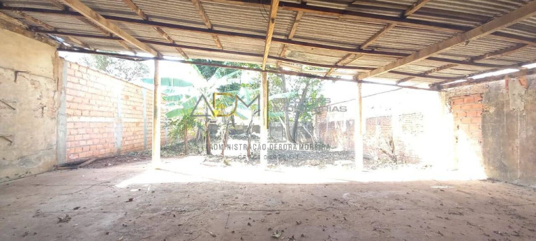 Imagem Casa com 2 Quartos à Venda, 100 m² em Vila Carmelo - Botucatu