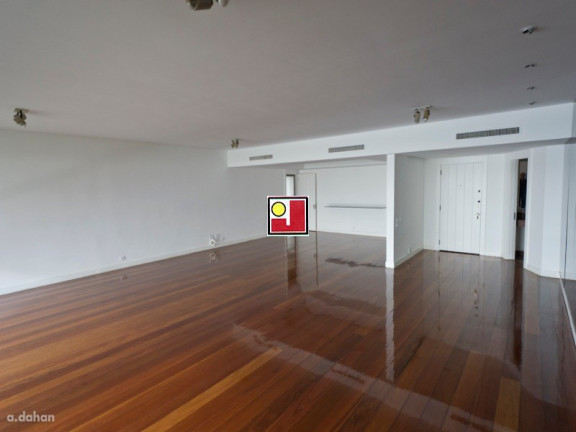 Imagem Apartamento com 4 Quartos à Venda, 319 m² em Lagoa - Rio De Janeiro Imagem Apartamento com 4 Quartos à Venda, 319 m² em Lagoa - Rio De Janeiro
