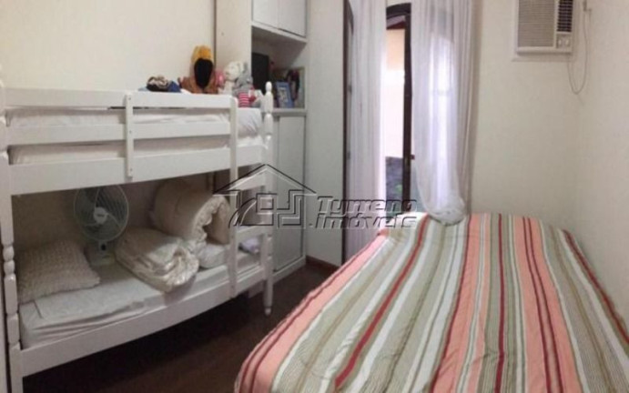 Imagem Casa com 3 Quartos à Venda, 240 m² em Centro - Jacareí Imagem Casa com 3 Quartos à Venda, 240 m² em Centro - Jacareí