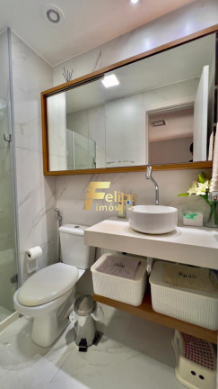 Imagem Imóvel com 3 Quartos à Venda, 125 m² em Praia Da Costa - Vila Velha Imagem Imóvel com 3 Quartos à Venda, 125 m² em Praia Da Costa - Vila Velha