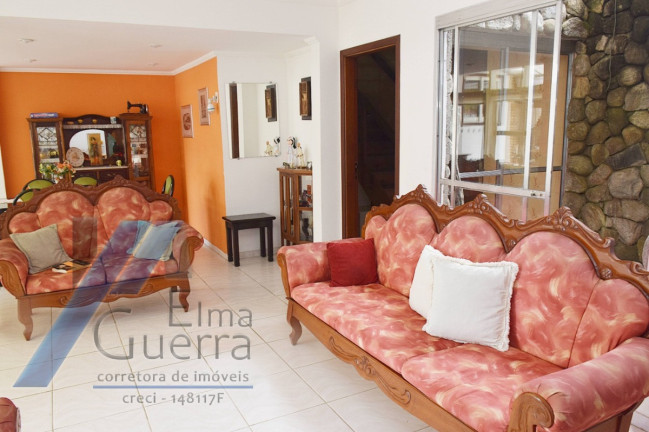 Imagem Casa com 9 Quartos à Venda, 600 m² em Jardim Samambaia - Ubatuba