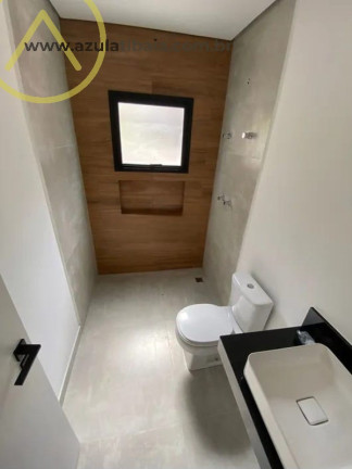 Imagem Casa com 3 Quartos à Venda, 350 m² em Regiao Serra Da Cantareira - Mairiporã