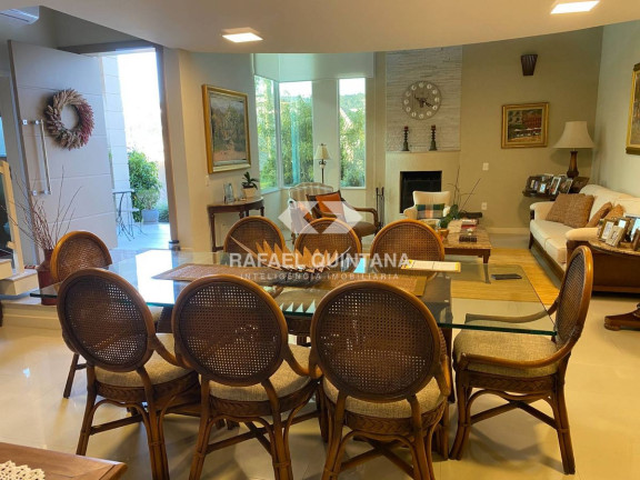 Imagem Casa com 4 Quartos à Venda, 340 m² em Córrego Grande - Florianópolis