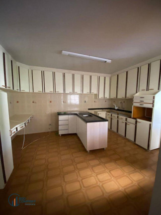 Imagem Apartamento com 4 Quartos para Alugar, 305 m² em Centro - Irati Imagem Apartamento com 4 Quartos para Alugar, 305 m² em Centro - Irati
