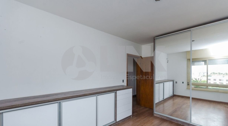 Imagem Apartamento com 2 Quartos à Venda, 93 m² em Cristo Redentor - Porto Alegre Imagem Apartamento com 2 Quartos à Venda, 93 m² em Cristo Redentor - Porto Alegre