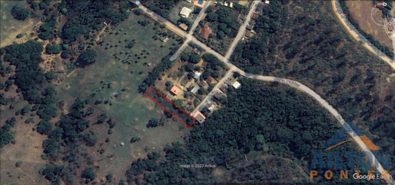 Terreno à Venda, 850 m² em Perocão - Guarapari