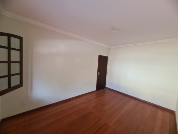 Imagem Casa com 4 Quartos à Venda, 360 m² em Três Barras - Contagem