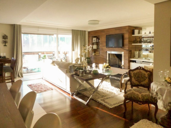 Apartamento com 3 Quartos à Venda, 188 m² em Centro - Gramado