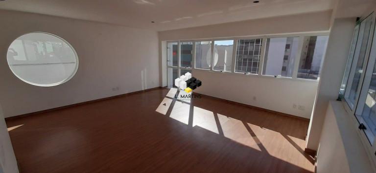 Imagem Sala Comercial à Venda, 182 m² em Menino Deus - Porto Alegre Imagem Sala Comercial à Venda, 182 m² em Menino Deus - Porto Alegre
