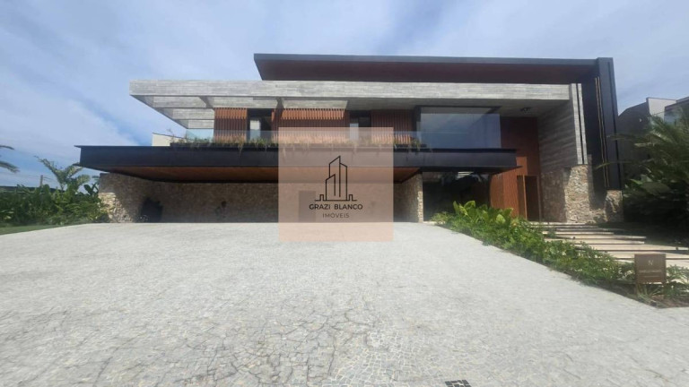 Casa de Condomínio com 8 Quartos à Venda, 1.000 m²