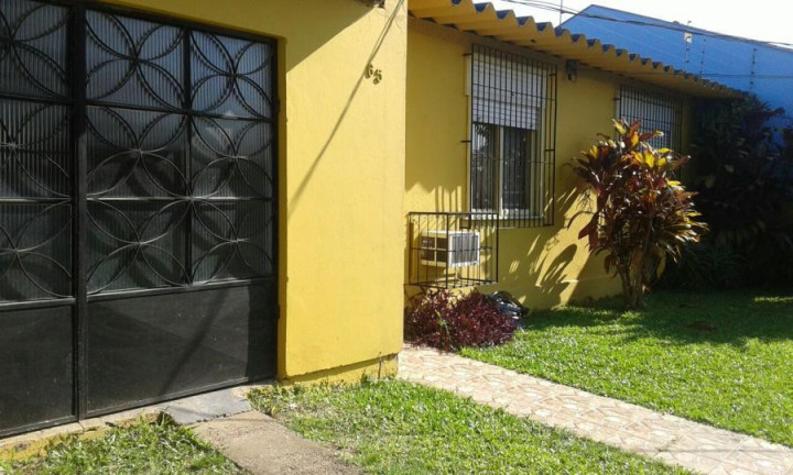 Imagem Casa com 2 Quartos à Venda, 53 m² em Parque Dos Maias - Porto Alegre