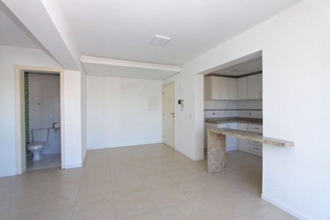 Imagem Imóvel com 2 Quartos à Venda, 73 m² em Passo Da Areia - Porto Alegre Imagem Imóvel com 2 Quartos à Venda, 73 m² em Passo Da Areia - Porto Alegre