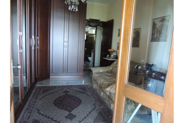 Imagem Casa com 4 Quartos à Venda, 430 m² em Vila Assunção - Porto Alegre