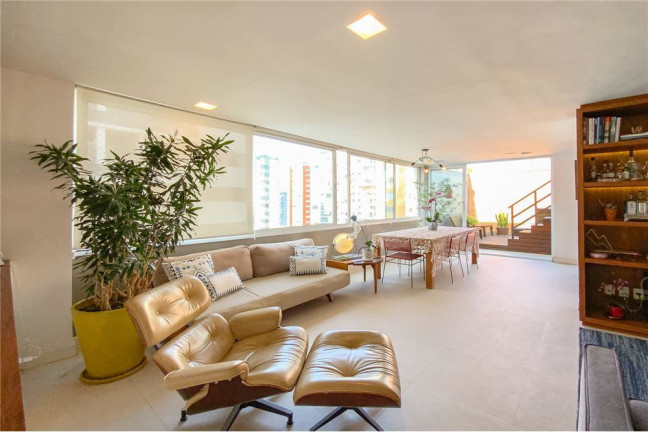 Imagem Imóvel com 3 Quartos à Venda, 190 m² em Moema - São Paulo