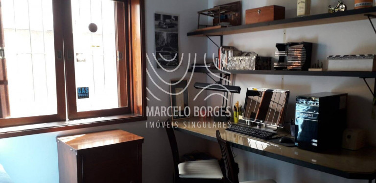 Imagem Casa com 3 Quartos à Venda, 241 m² em Vila Vianelo - Jundiaí