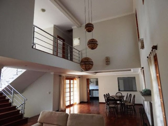 Imagem Casa com 4 Quartos à Venda, 420 m² em Vila Santista - Atibaia Imagem Casa com 4 Quartos à Venda, 420 m² em Vila Santista - Atibaia