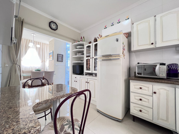Imagem Casa com 3 Quartos à Venda, 130 m² em Glória - Joinville Imagem Casa com 3 Quartos à Venda, 130 m² em Glória - Joinville