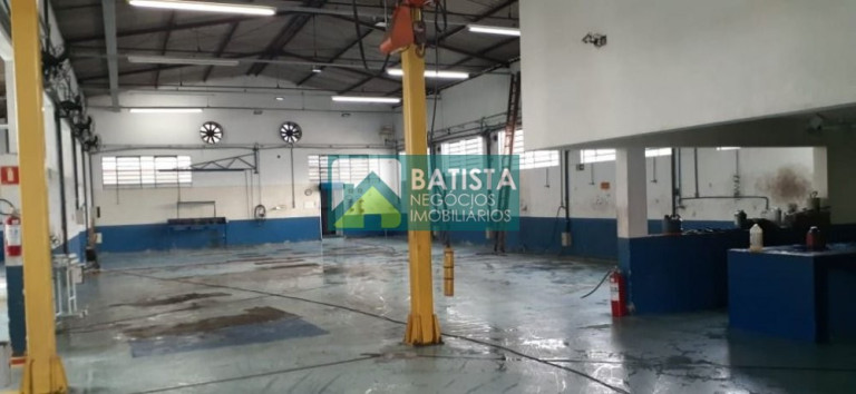 Imóvel Comercial à Venda, 690 m² em Vila Valparaíso - Santo André
