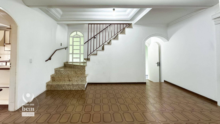 Imagem Casa com 5 Quartos à Venda, 537 m² em São Lourenço - Curitiba
