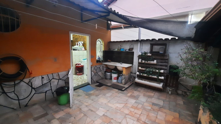 Imagem Casa com 2 Quartos à Venda, 290 m² em Santa Helena,(barreiro) - Belo Horizonte Imagem Casa com 2 Quartos à Venda, 290 m² em Santa Helena,(barreiro) - Belo Horizonte