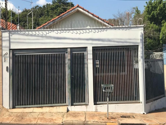 Casa com 3 Quartos à Venda, 172 m² em Centro - Araraquara