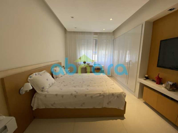 Imagem Apartamento com 3 Quartos à Venda, 300 m² em Copacabana - Rio De Janeiro