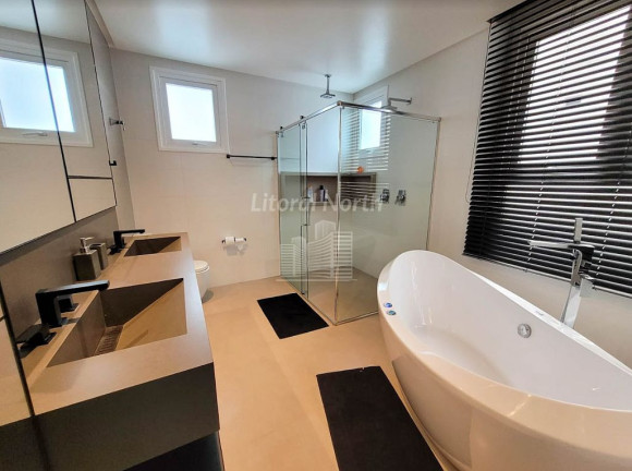 Imagem Apartamento com 3 Quartos à Venda, 172 m² em Centro - Balneário Camboriú Imagem Apartamento com 3 Quartos à Venda, 172 m² em Centro - Balneário Camboriú