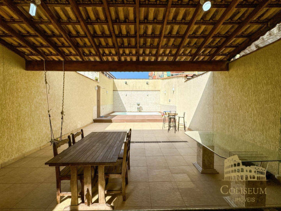 Imagem Sobrado com 3 Quartos à Venda, 451 m² em Boqueirão - Praia Grande