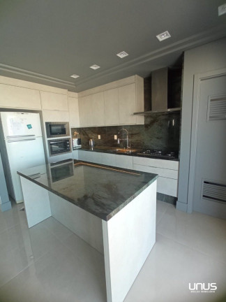 Imagem Apartamento com 3 Quartos à Venda,  em Kobrasol - São José