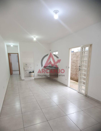 Imagem Casa com 2 Quartos à Venda, 175 m² em Vila Santa Helena - Atibaia Imagem Casa com 2 Quartos à Venda, 175 m² em Vila Santa Helena - Atibaia