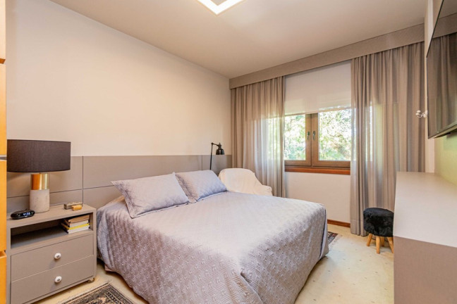 Imagem Apartamento com 3 Quartos à Venda, 157 m² em Rio Branco - Porto Alegre Imagem Apartamento com 3 Quartos à Venda, 157 m² em Rio Branco - Porto Alegre