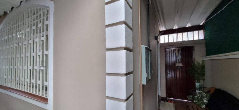 Casa com 3 Quartos à Venda, 150 m² em Jardim Itacolomi - São Paulo