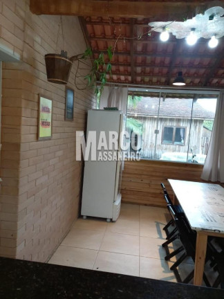 Imagem Casa com 2 Quartos à Venda, 912 m² em Conquista - Balneário Barra Do Sul Imagem Casa com 2 Quartos à Venda, 912 m² em Conquista - Balneário Barra Do Sul