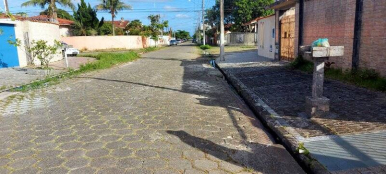 Imagem Casa com 4 Quartos à Venda, 260 m² em Jd Mar E Sol - Peruíbe Imagem Casa com 4 Quartos à Venda, 260 m² em Jd Mar E Sol - Peruíbe