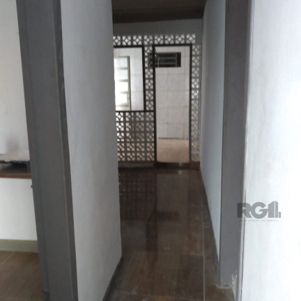 Imagem Casa com 8 Quartos à Venda, 300 m² em Cavalhada - Porto Alegre