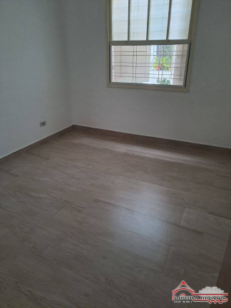 Imagem Casa à Venda, em Jacareí Imagem Casa à Venda, em Jacareí