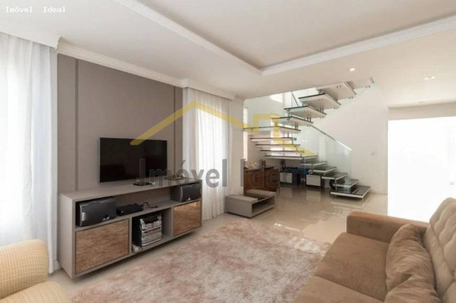 Imagem Casa com 5 Quartos à Venda, 317 m² em Santa Felicidade - Curitiba