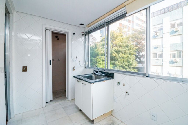 Imagem Imóvel com 3 Quartos à Venda, 142 m² em Petrópolis - Porto Alegre
