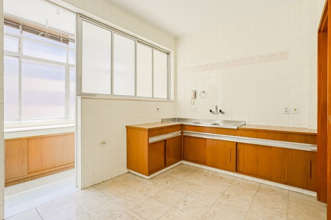 Imagem Apartamento com 3 Quartos à Venda, 217 m² em Independência - Porto Alegre