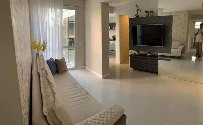 Imagem Apartamento com 3 Quartos à Venda, 135 m² em Centro - Florianópolis Imagem Apartamento com 3 Quartos à Venda, 135 m² em Centro - Florianópolis