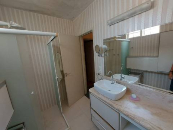 Imagem Casa com 3 Quartos à Venda, 200 m² em Vila Cordeiro - São Paulo Imagem Casa com 3 Quartos à Venda, 200 m² em Vila Cordeiro - São Paulo