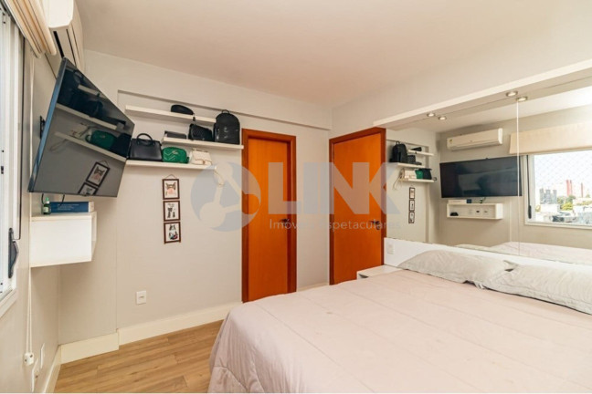 Imagem Apartamento com 2 Quartos à Venda, 78 m² em Santana - Porto Alegre Imagem Apartamento com 2 Quartos à Venda, 78 m² em Santana - Porto Alegre